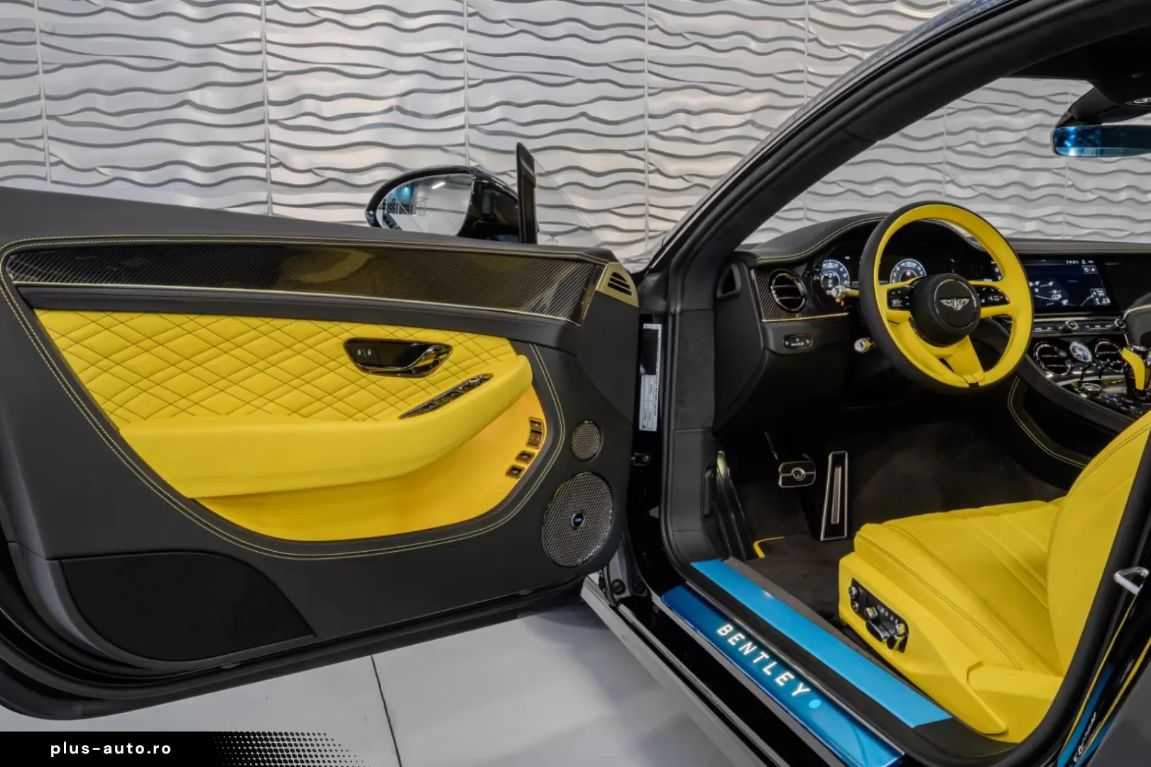 Bentley Continental GT  FULL YELLOW NAIM MULLINER