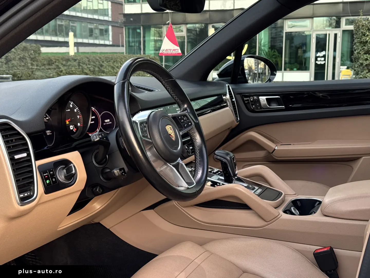 Porsche Cayenne 2018 - 3.0 Benzină - 340 CP