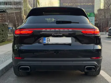 Porsche Cayenne 2018 - 3.0 Benzină - 340 CP