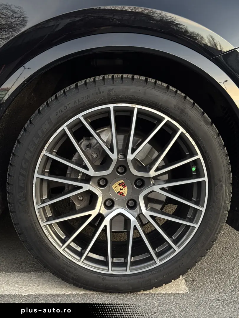 Porsche Cayenne 2018 - 3.0 Benzină - 340 CP