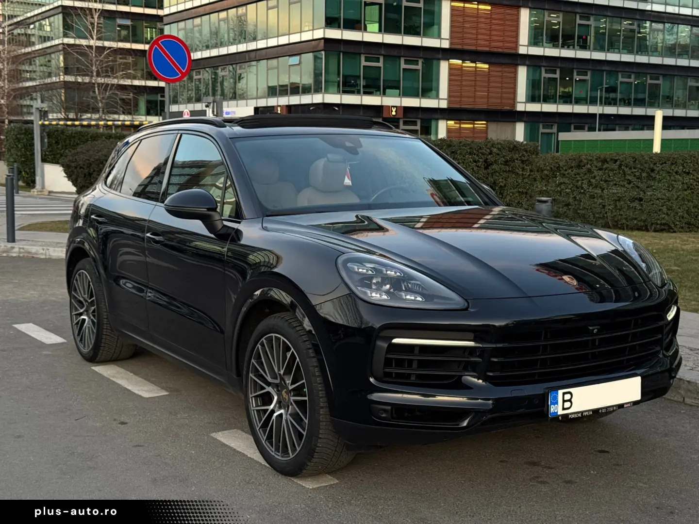 Porsche Cayenne 2018 - 3.0 Benzină - 340 CP