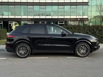 Porsche Cayenne 2018 - 3.0 Benzină - 340 CP