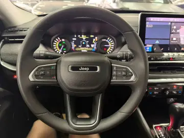 Jeep Compass 1.3 turbo t4 4xe PHEV Posibilitate finantare