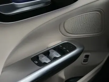 Mercedes-Benz C Gen-W206-2021