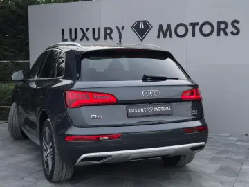 Audi Q5 Gen-Fy-2016