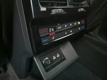 Volkswagen Touareg Gen-Iii-2018