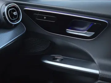 Mercedes-Benz C Gen-W206-2021