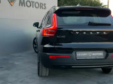 Volvo Xc-40
