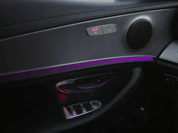 Mercedes-Benz E Gen-W213-2016