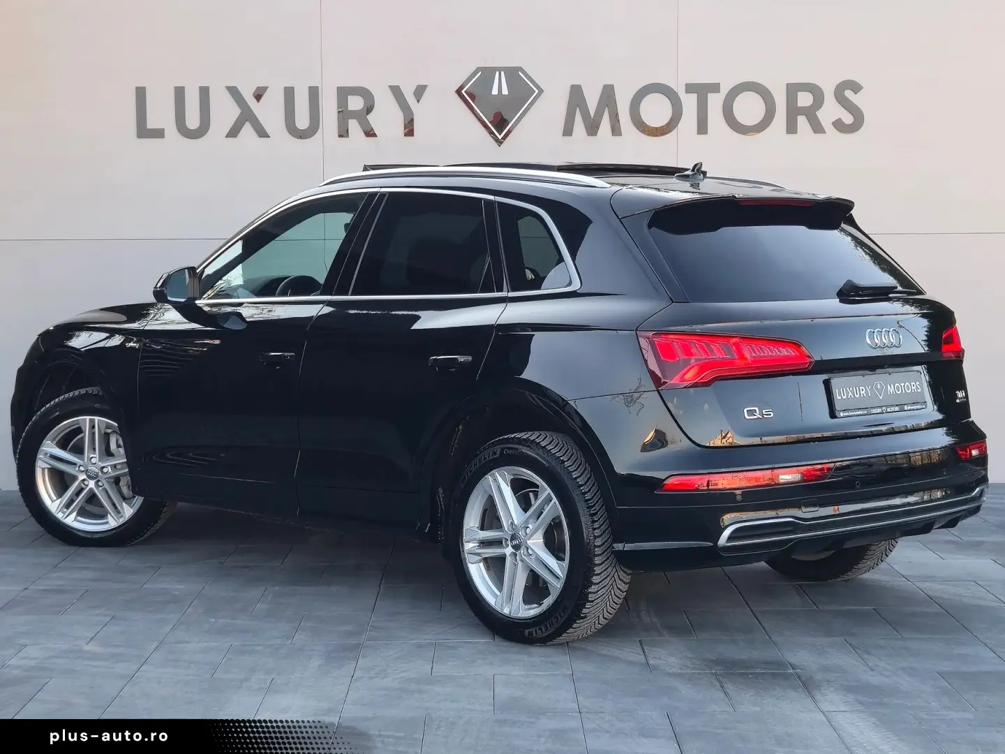 Audi Q5 Gen-Fy-2016