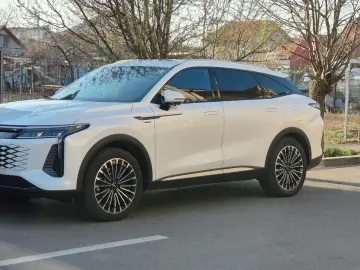 OMODA 9 1.5 TGDI PHEV Exclusive Hybrid