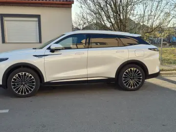 OMODA 9 1.5 TGDI PHEV Exclusive Hybrid