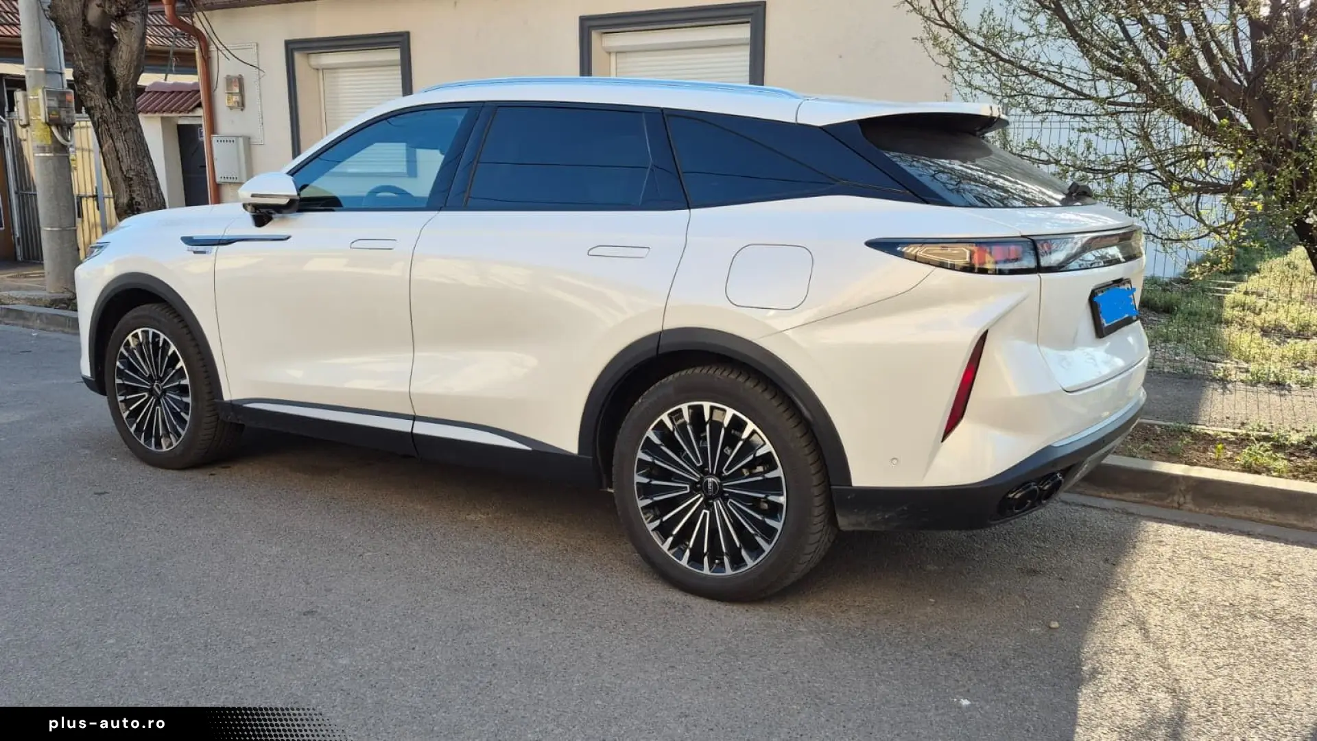 OMODA 9 1.5 TGDI PHEV Exclusive Hybrid