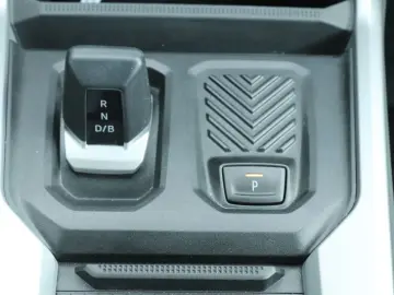 DACIA BIGSTER 1.8 Hybrid 155 Journey