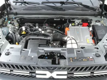 DACIA BIGSTER 1.8 Hybrid 155 Journey