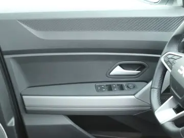 DACIA BIGSTER 1.8 Hybrid 155 Journey