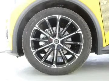 RENAULT 5 techno comfort range 150cp