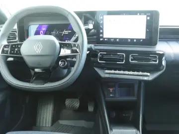 RENAULT 5 techno comfort range 150cp