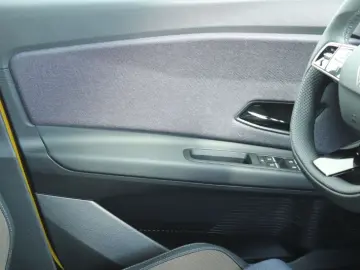 RENAULT 5 techno comfort range 150cp