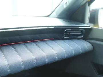 RENAULT 5 techno comfort range 150cp