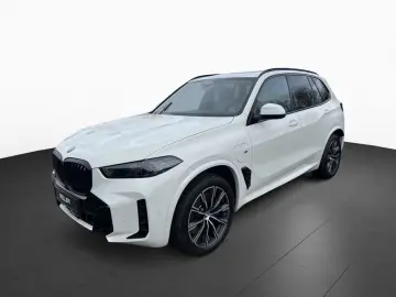 BMW X5 xD 50e M SPORT PRO AdLED DA Pano AHK HK 2ACHS