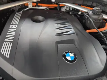 BMW X5 xDrive50e Sportp. Dig.Cockpit LED AHK Shz.