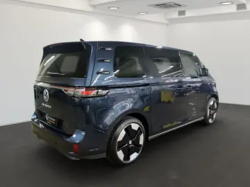 VW ID.Buzz Pro