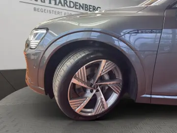 AUDI Q8 Sportback e-tron 55 S-line Quattro AHK Leder
