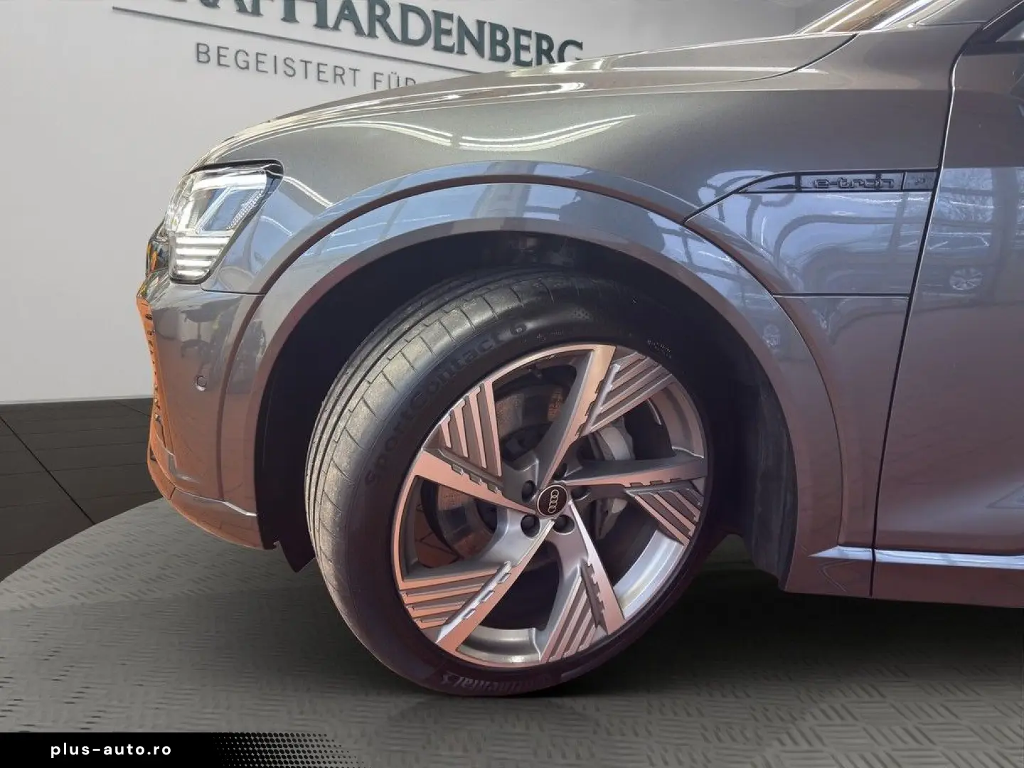 AUDI Q8 Sportback e-tron 55 S-line Quattro AHK Leder