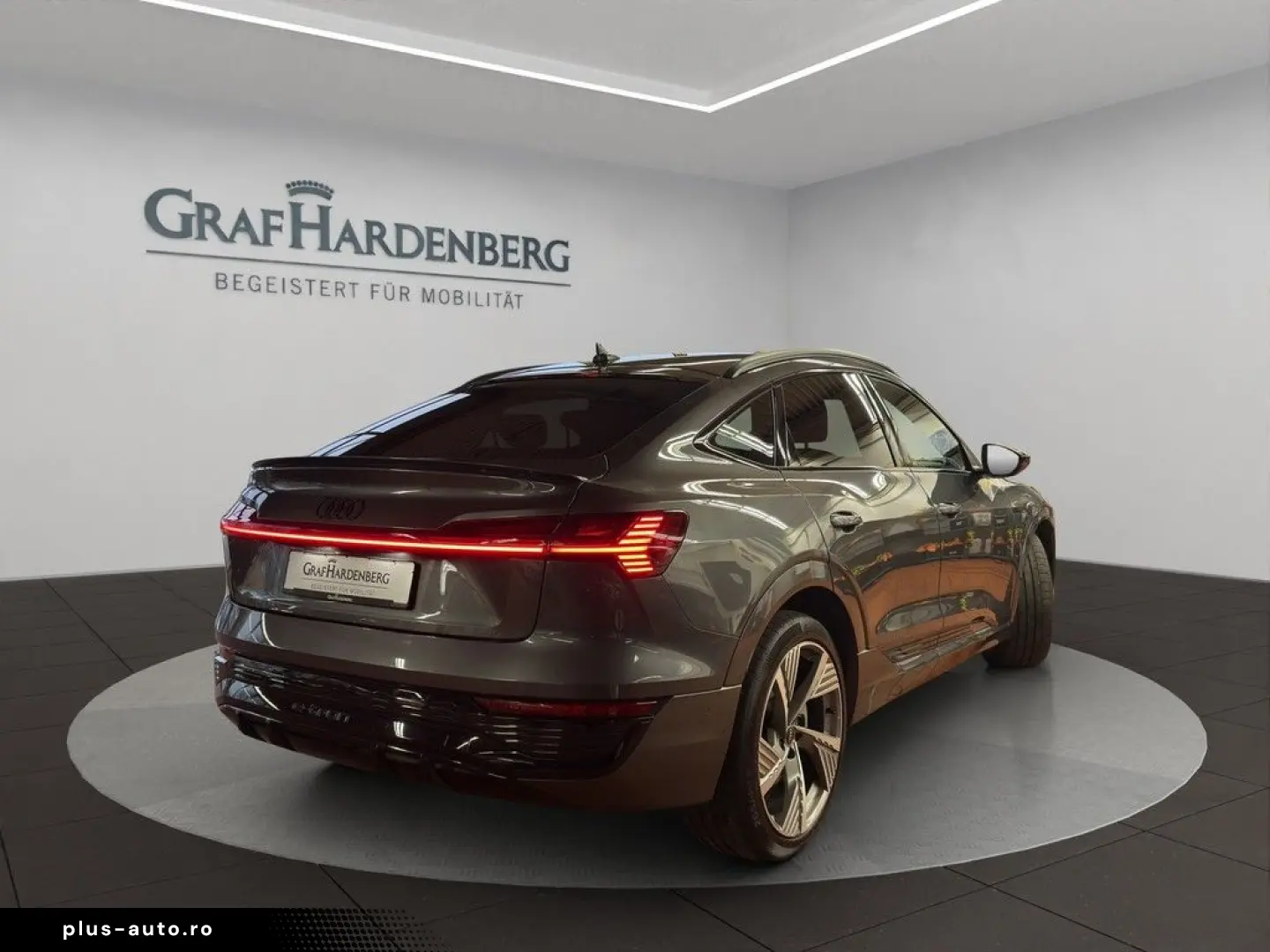 AUDI Q8 Sportback e-tron 55 S-line Quattro AHK Leder