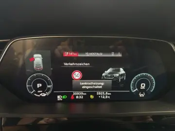 AUDI Q8 Sportback e-tron 55 S-line Quattro AHK Leder
