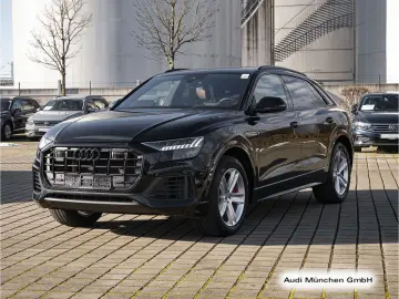 AUDI Q8 55 TFSI e ACC LuftFed HuD