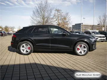 AUDI Q8 55 TFSI e ACC LuftFed HuD