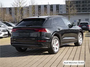 AUDI Q8 55 TFSI e ACC LuftFed HuD