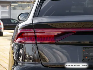 AUDI Q8 55 TFSI e ACC LuftFed HuD