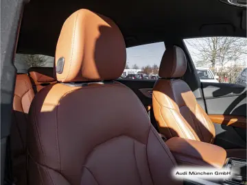 AUDI Q8 55 TFSI e ACC LuftFed HuD