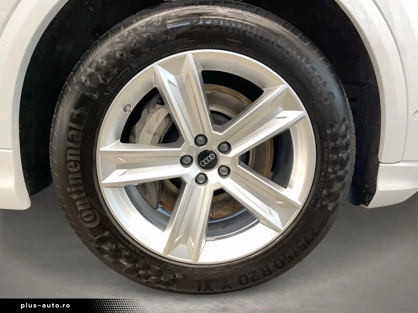 AUDI Q8 55 TFSI e quattro tiptronic S line 360 ACC