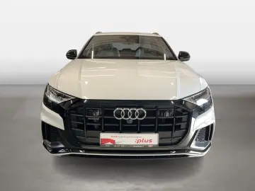 AUDI Q8 55 TFSI e quattro tiptronic S line 360 ACC