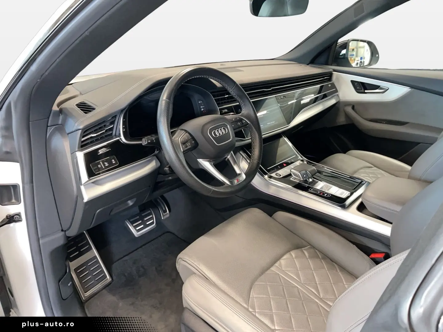 AUDI Q8 55 TFSI e quattro tiptronic S line 360 ACC