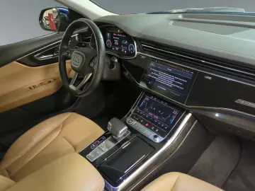 AUDI Q8 50 TDI quat tiptronic S line LUFTFED AHK LED