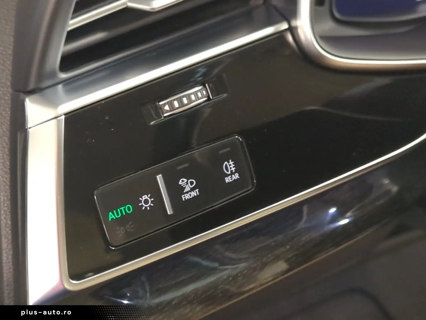 AUDI Q8 50 TDI quat tiptronic S line LUFTFED AHK LED