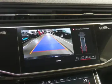AUDI Q8 50 TDI quat tiptronic S line LUFTFED AHK LED