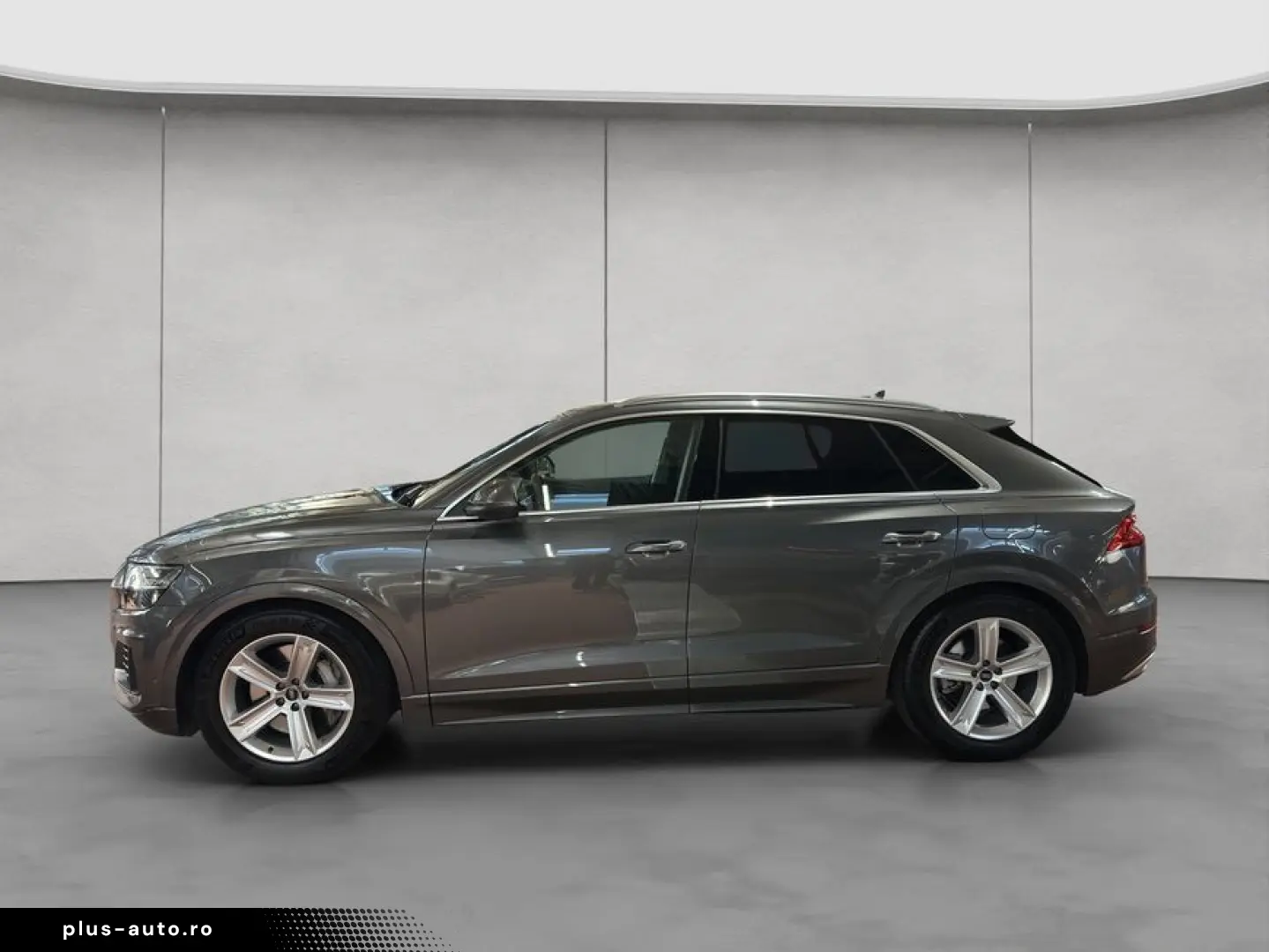 AUDI Q8 55 TFSIe quattro tiptronic