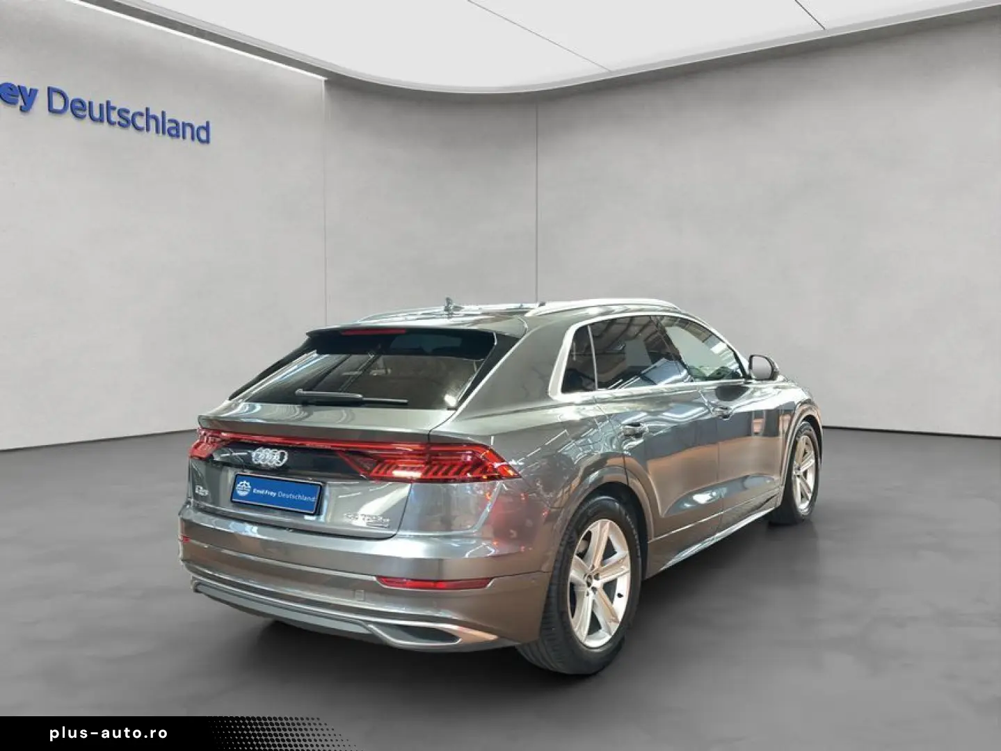 AUDI Q8 55 TFSIe quattro tiptronic