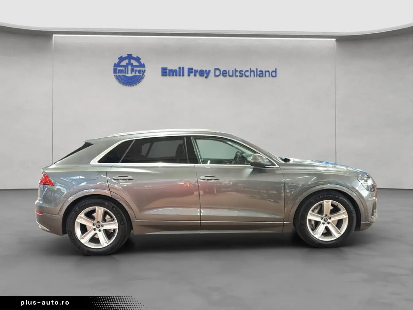 AUDI Q8 55 TFSIe quattro tiptronic