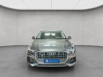AUDI Q8 55 TFSIe quattro tiptronic