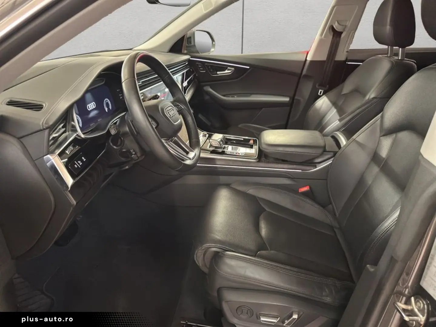 AUDI Q8 55 TFSIe quattro tiptronic