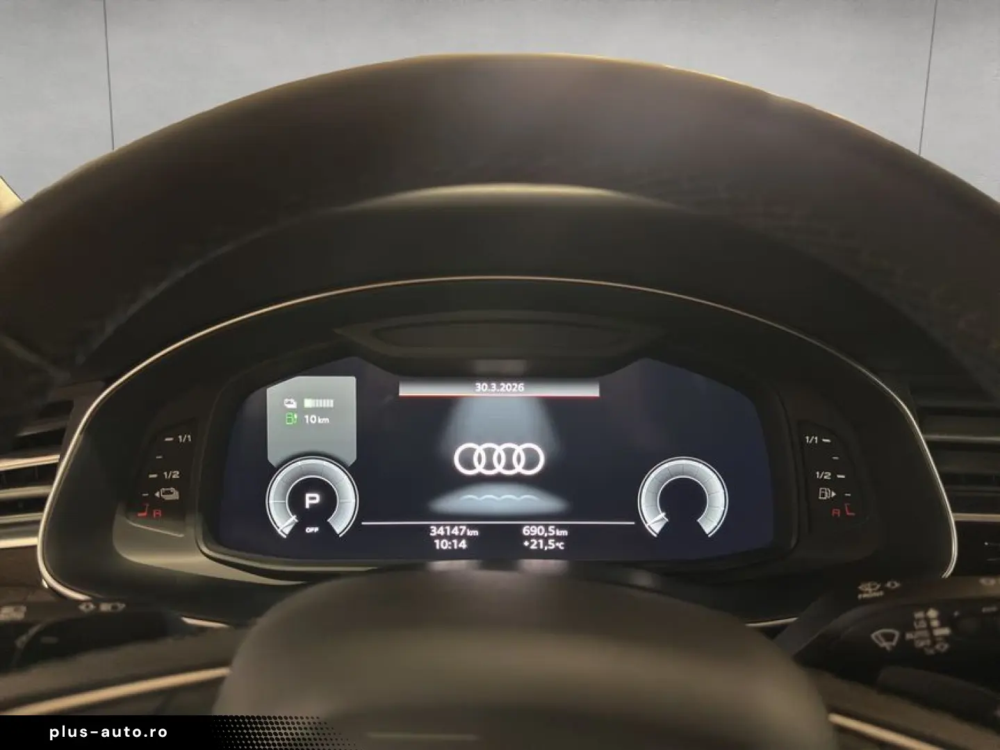 AUDI Q8 55 TFSIe quattro tiptronic
