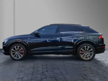 AUDI Q8 55 TFSI quattro competition plus