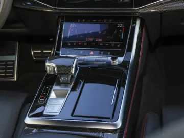 AUDI Q8 55 TFSI quattro competition plus